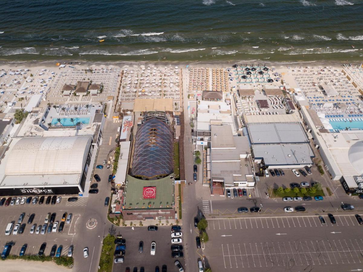 Apartament Bulevard - Summerland Mamaia Eksteriør billede